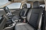 Mitsubishi Outlander PHEV Juro 2016 года (UK)